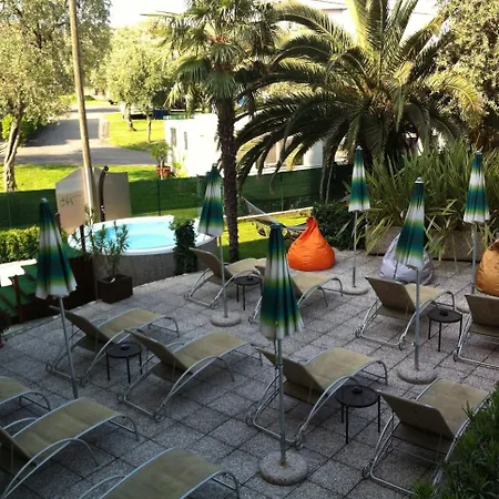 Hotel Anna 3*