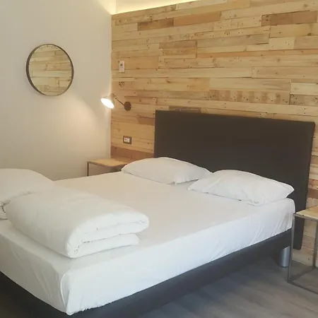 Hotel Anna 3*