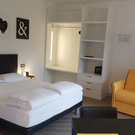 Hotel Anna 3*