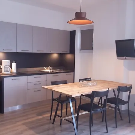 Anna 马尔切西内