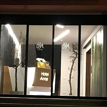 Anna Hotel