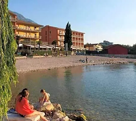 Anna Hotel