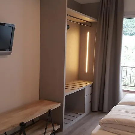 Anna Hotel 3*