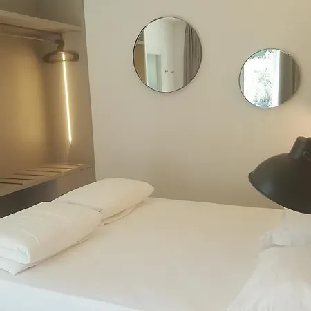 Anna Hotel