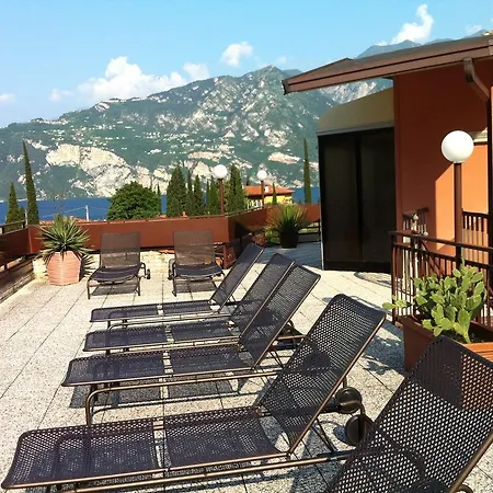 Hotel Anna 3*